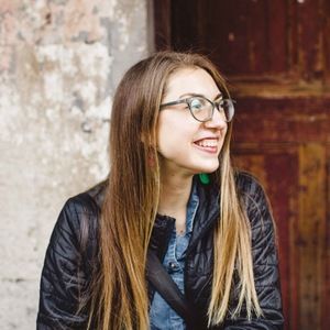 Meet your Posher, Abby